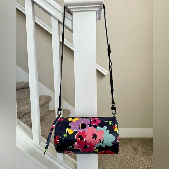 Handmade Genuine Cowhide Floral Print Barrel Bag/Crossbody with 2 Strap Styles - Picture 3 of 15